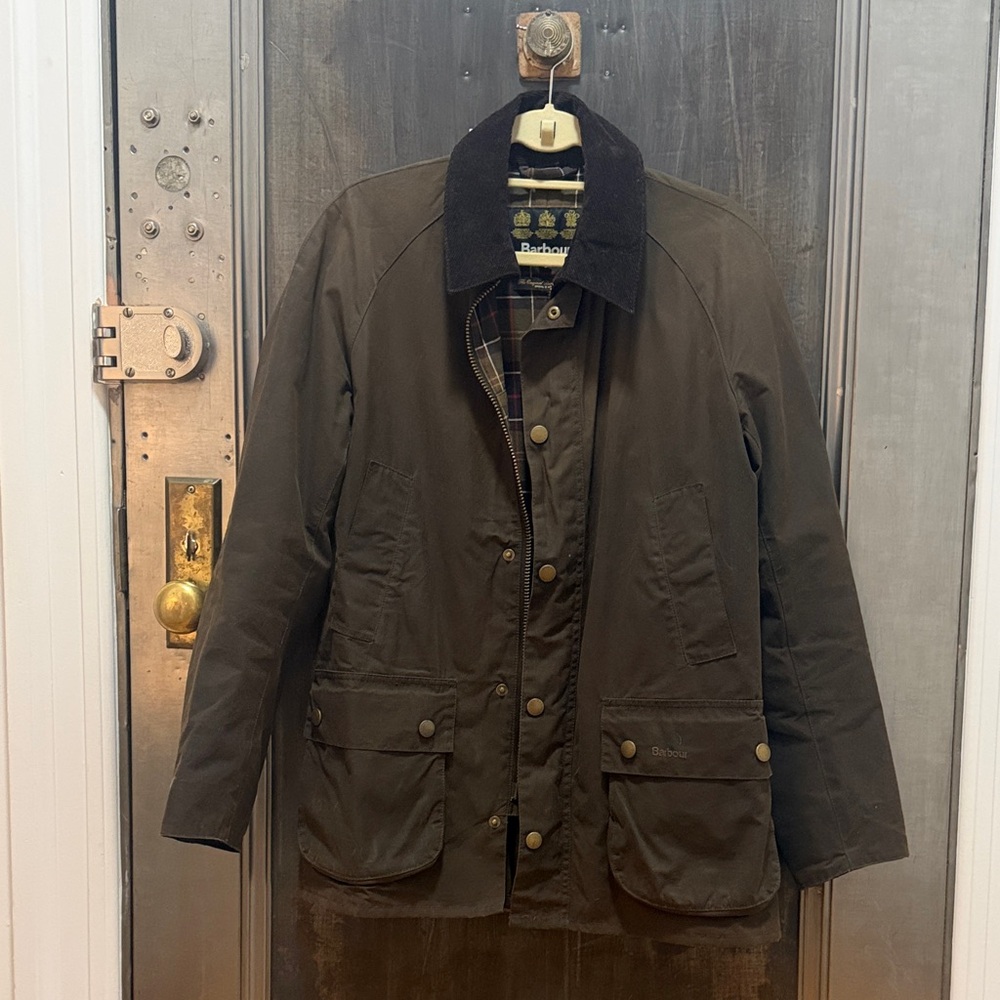 Barbour Ashby — classic men’s waxed olive green jacket
